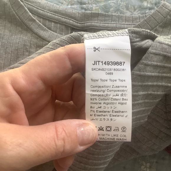 NWT Shein Gray Crew Neck Ribbed Stretch Size Large Crop Top - Picture 6 of 7